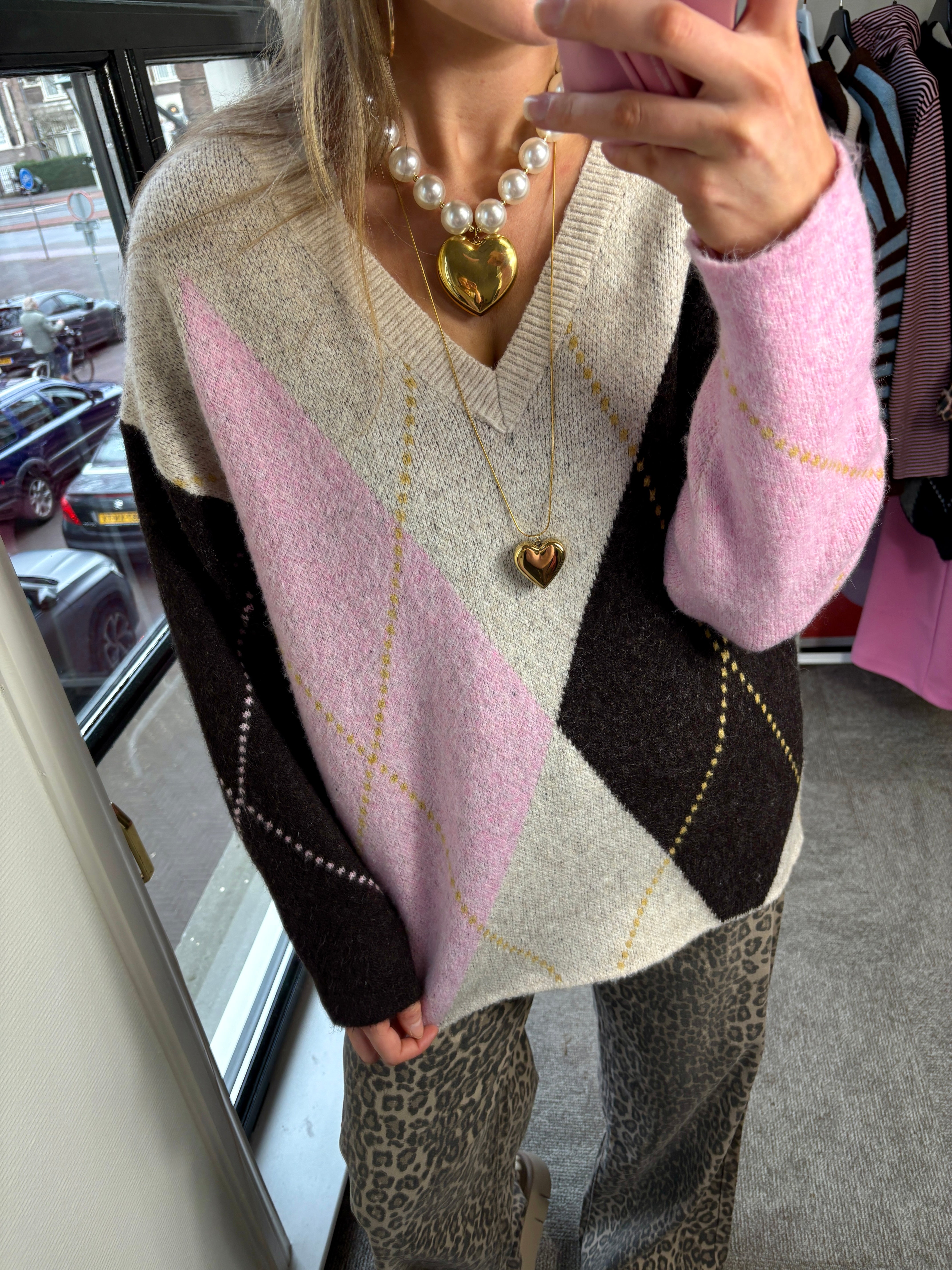 ROZE BRUINE RUITJES TRUI