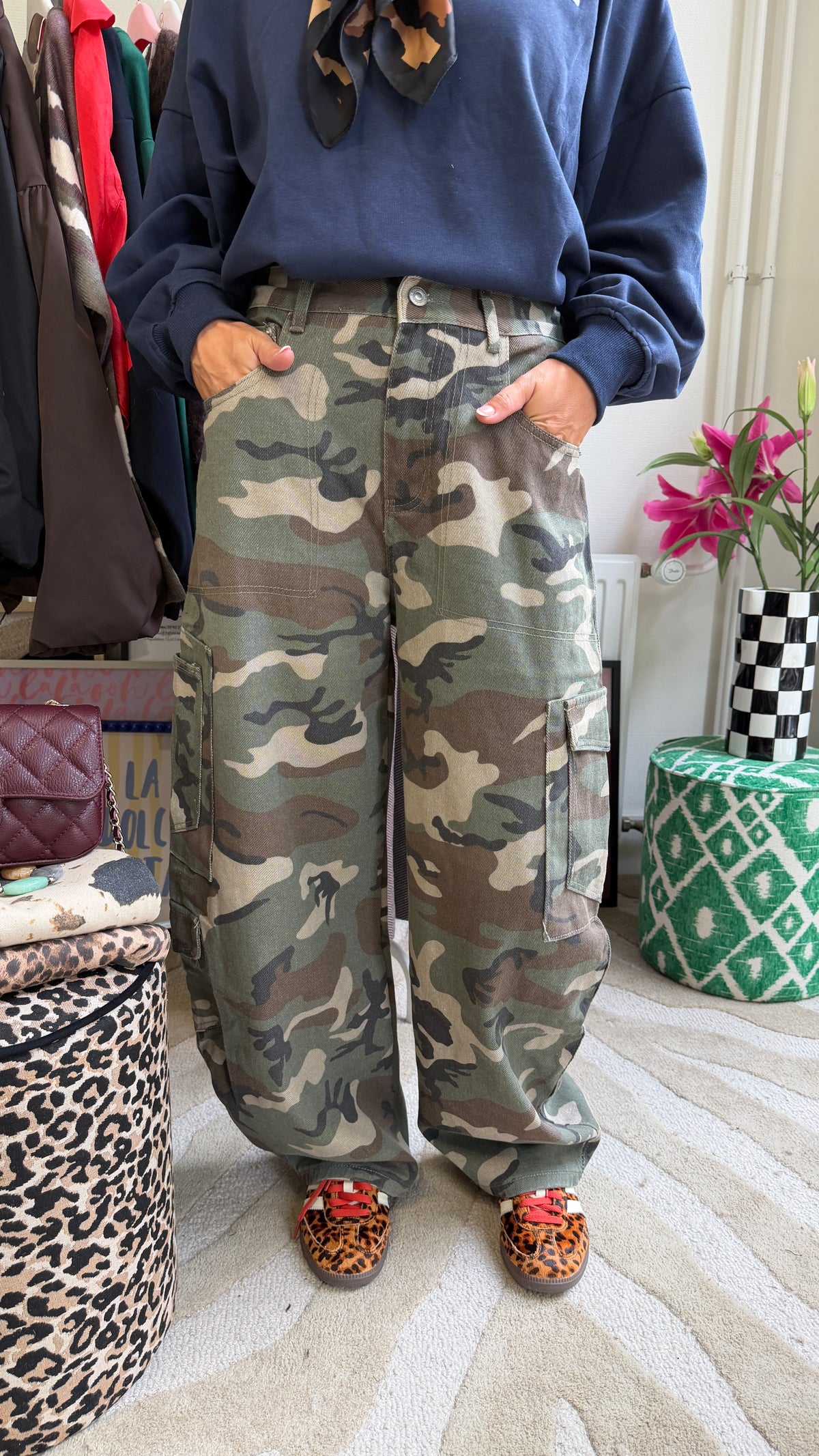 CAMO MUSTHAVE BARREL JEANS