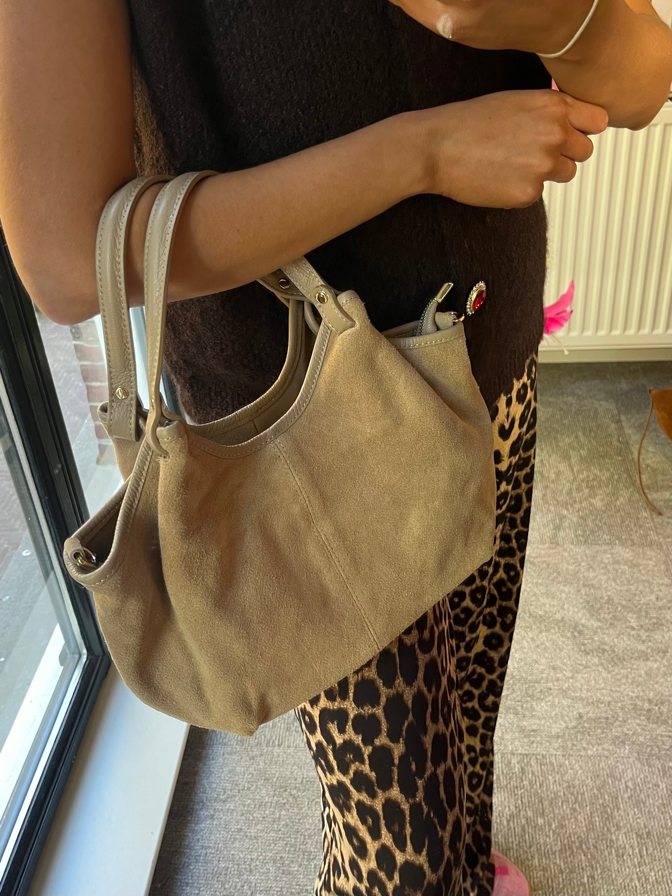 LOTTE BEIGE SAND BAG