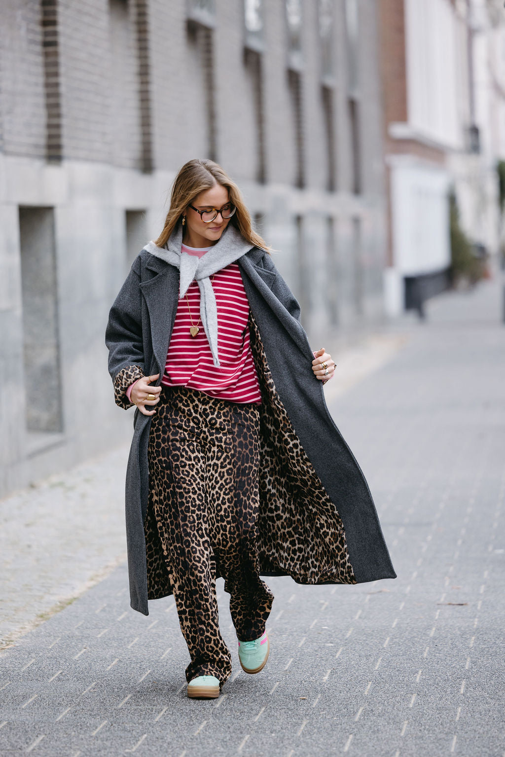 MUSTHAVE SJAALTJE GRIJS