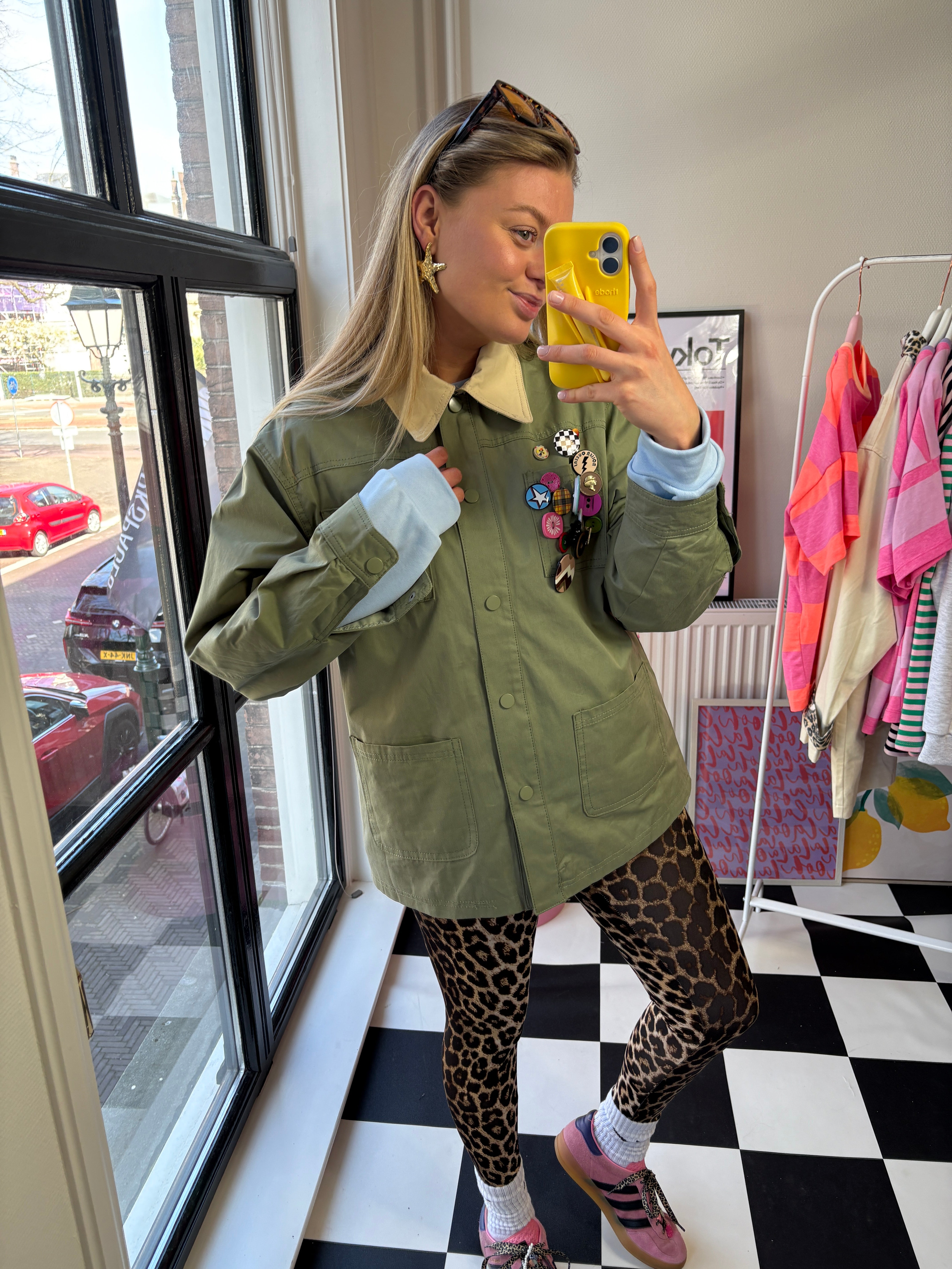 GROEN JASJE MET BUTTONS