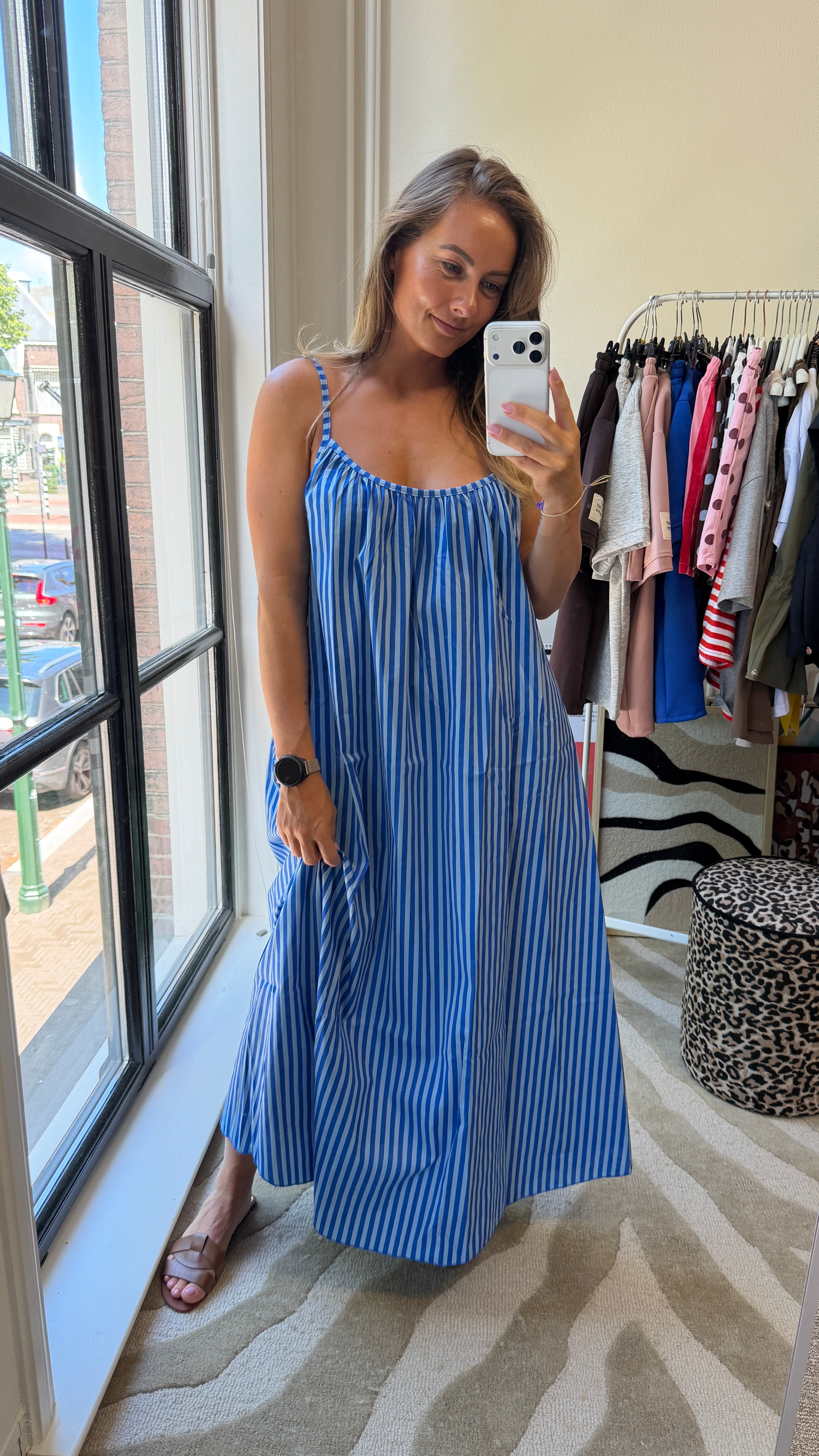 LARA STREEPJES JURK BLAUW BLAUW