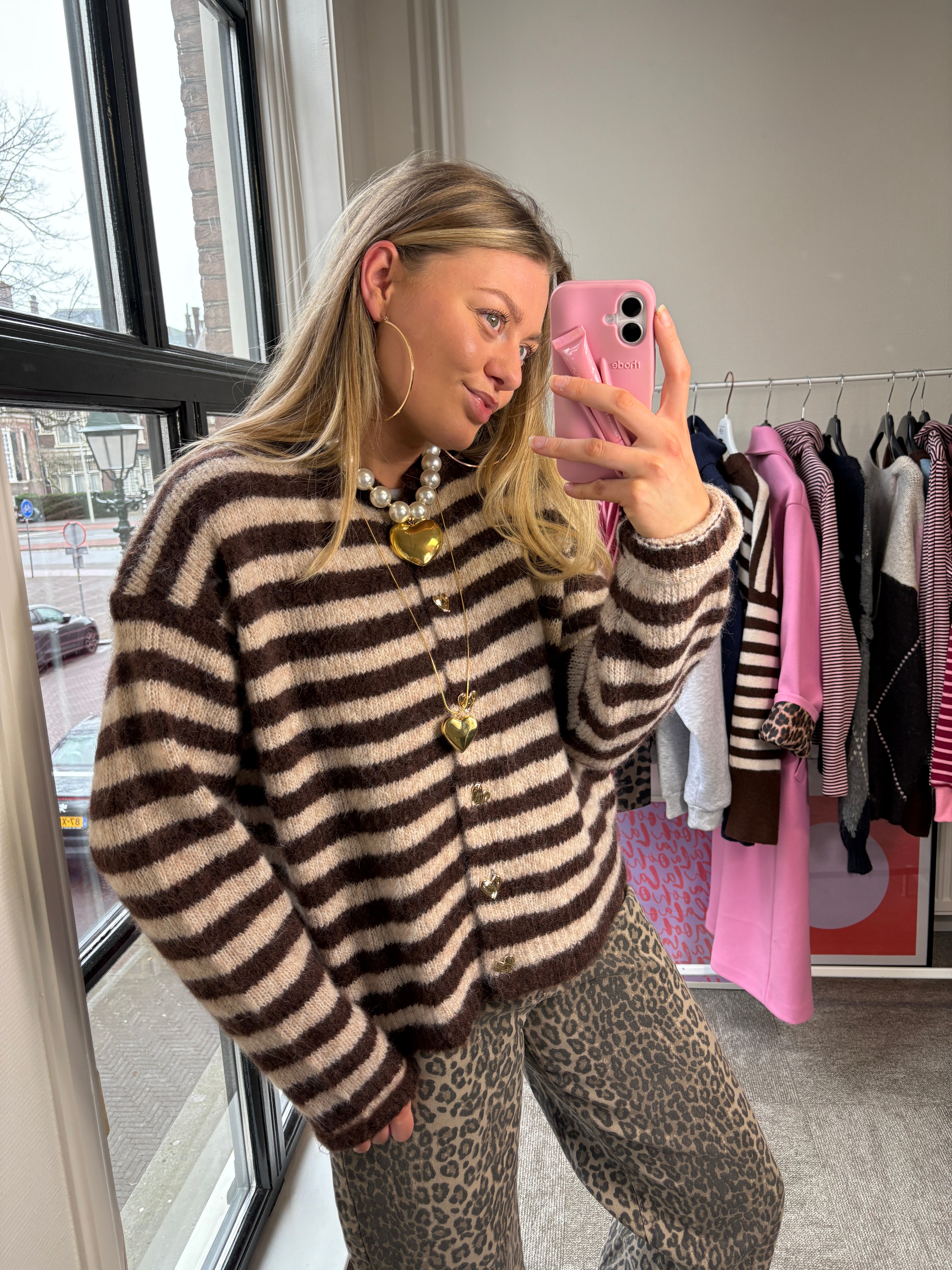 BO VESTJE HARTJES KNOPEN