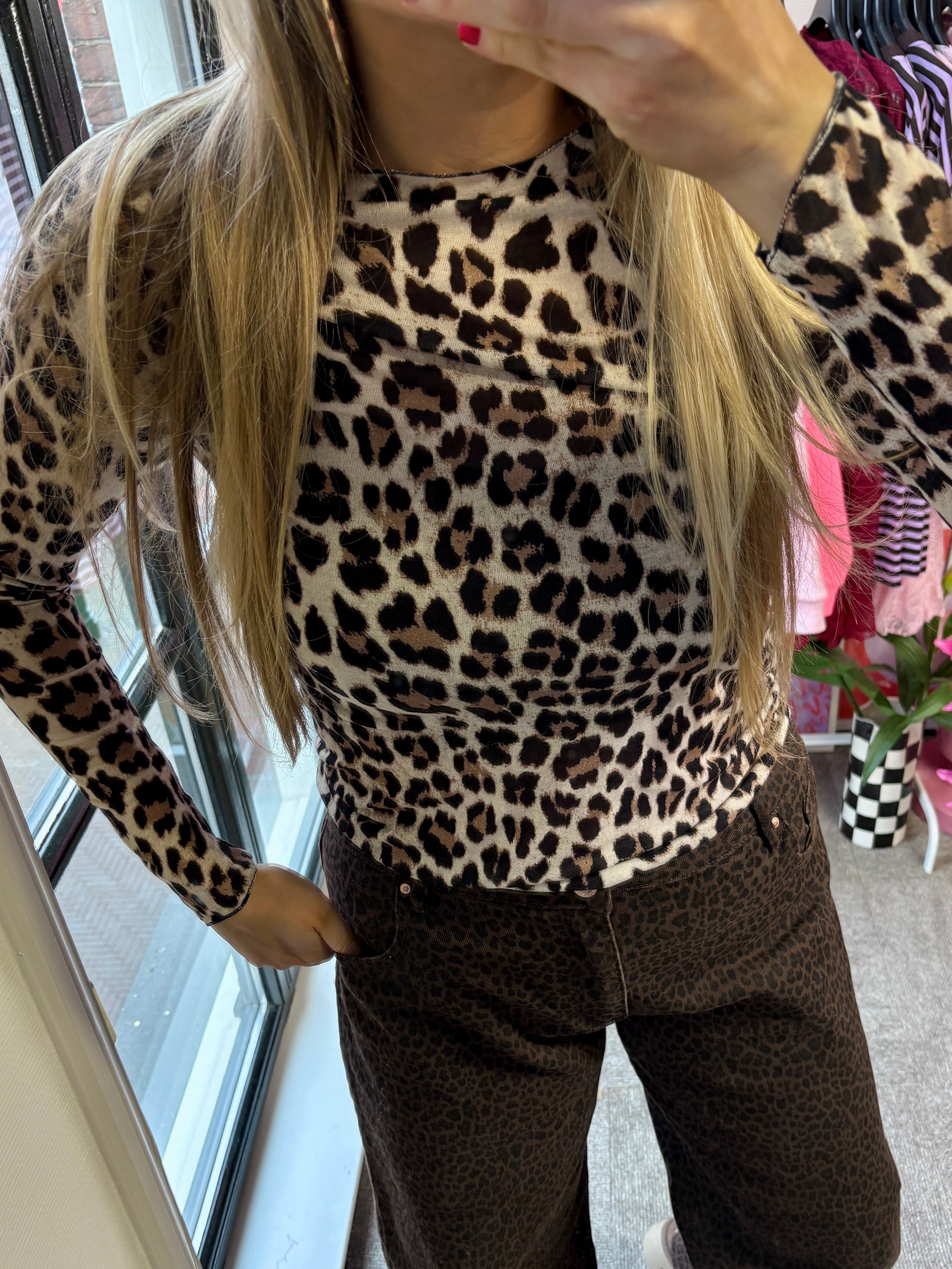 MUSTHAVE PANTER TOP BEIGE