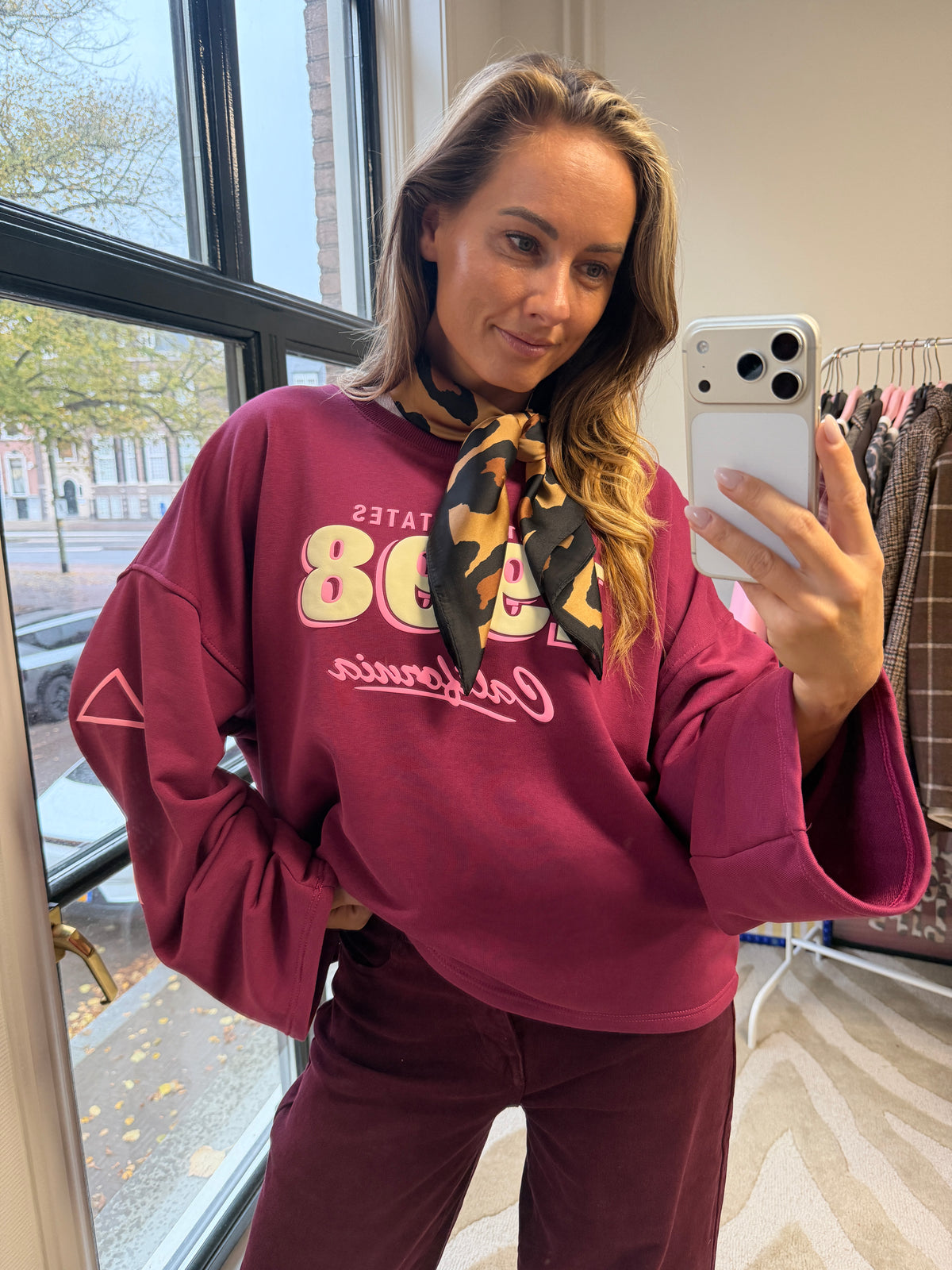 STELLA SWEATER CHERRY