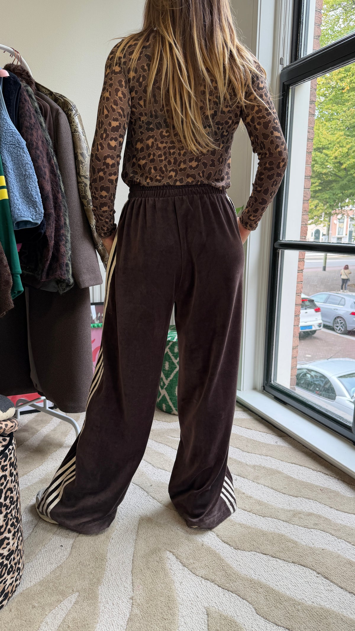 BRUINE VELVET JOGGER STRIPIES