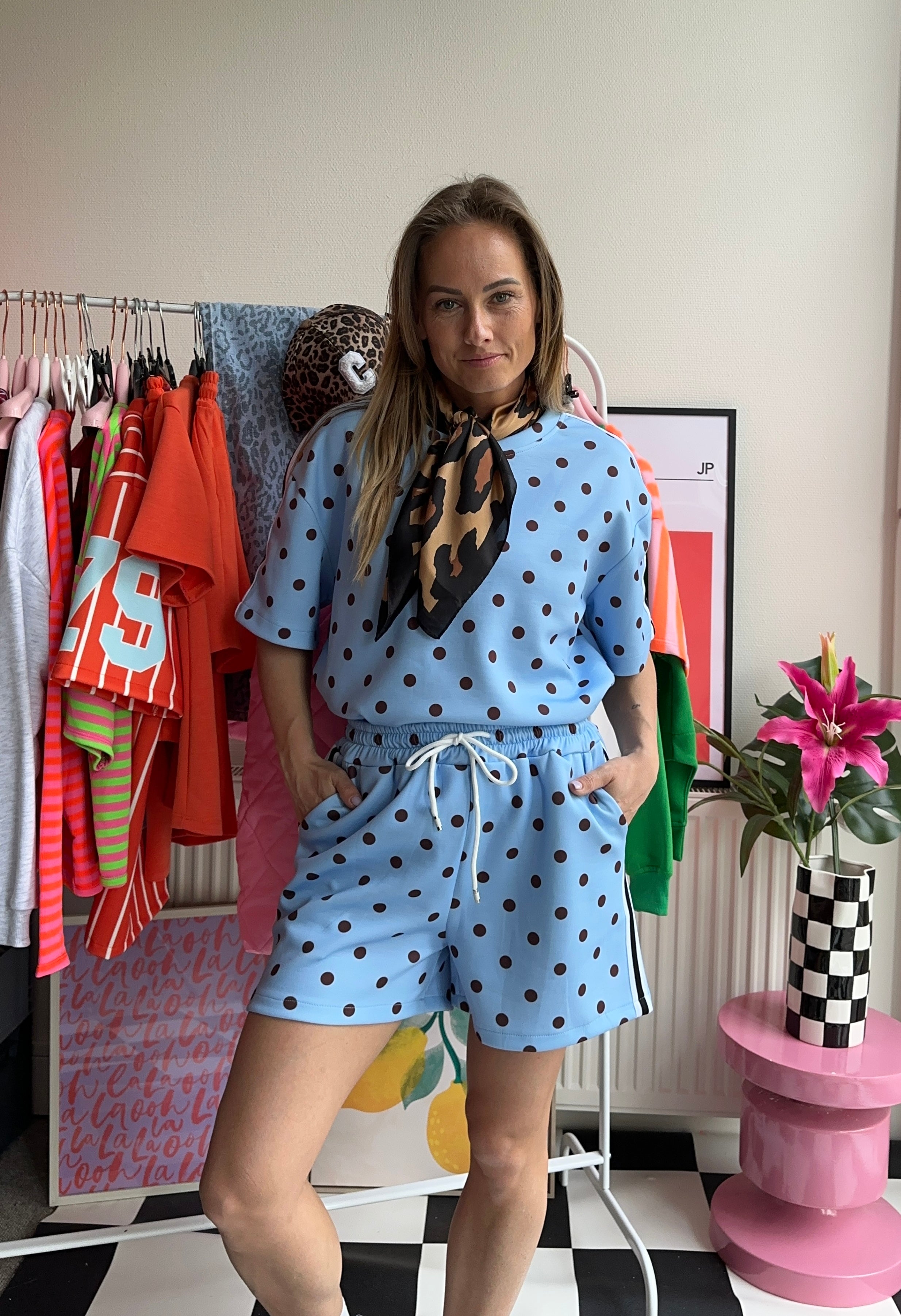 MARA BLAUW SETJE STIPPEN