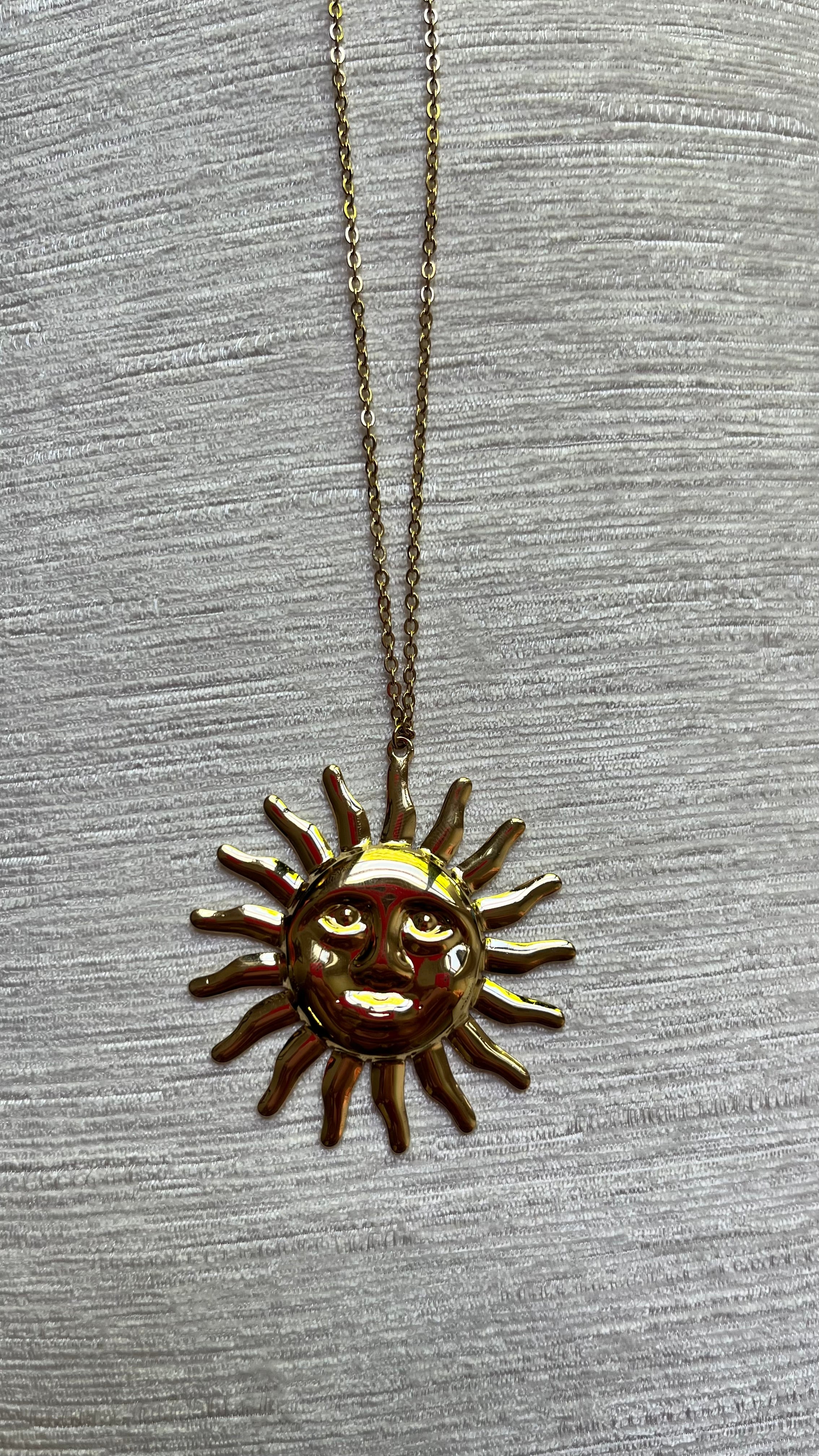 LONG SUNNY NECKLACE