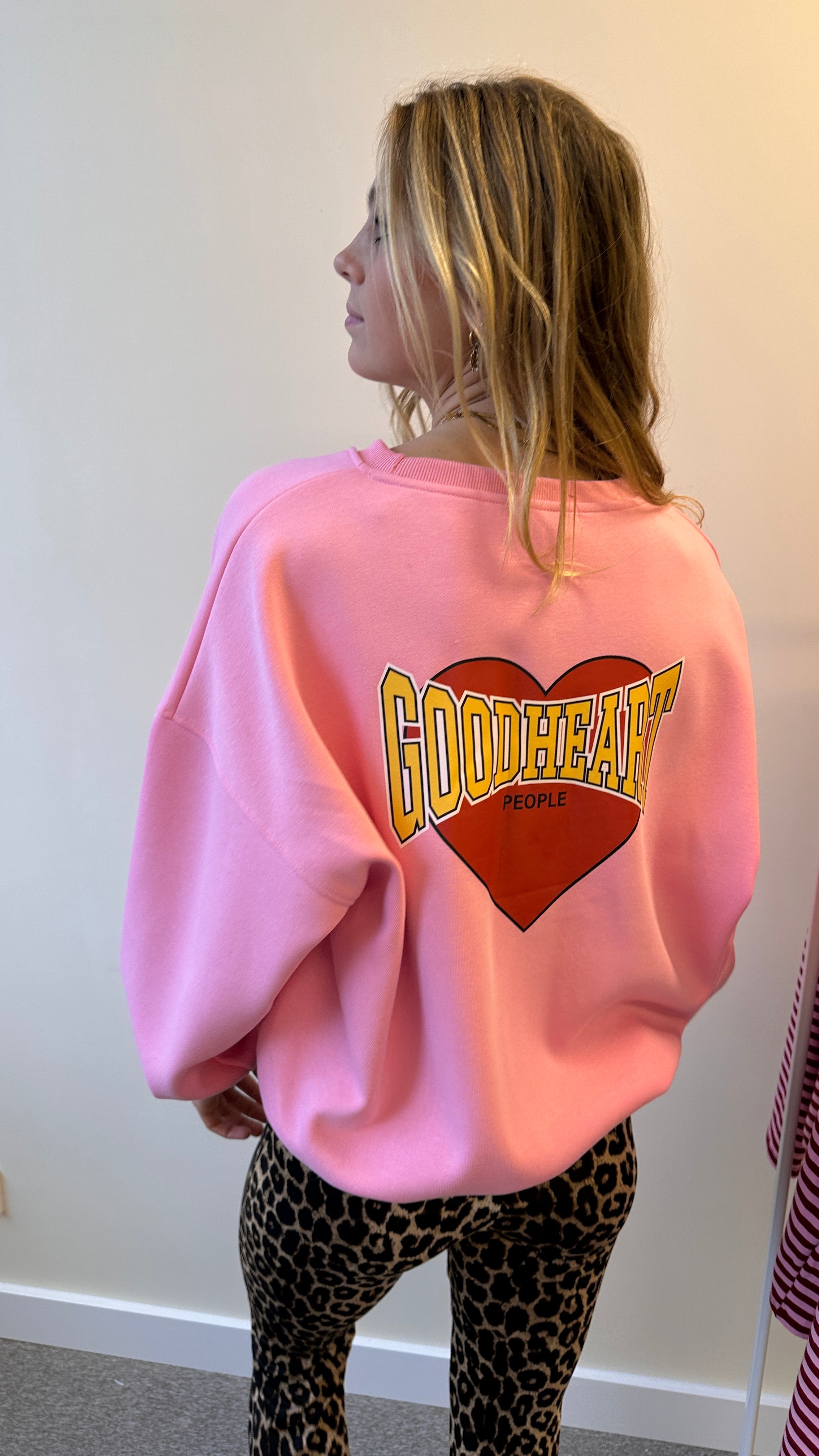 ROZE GOODHEART SWEATER