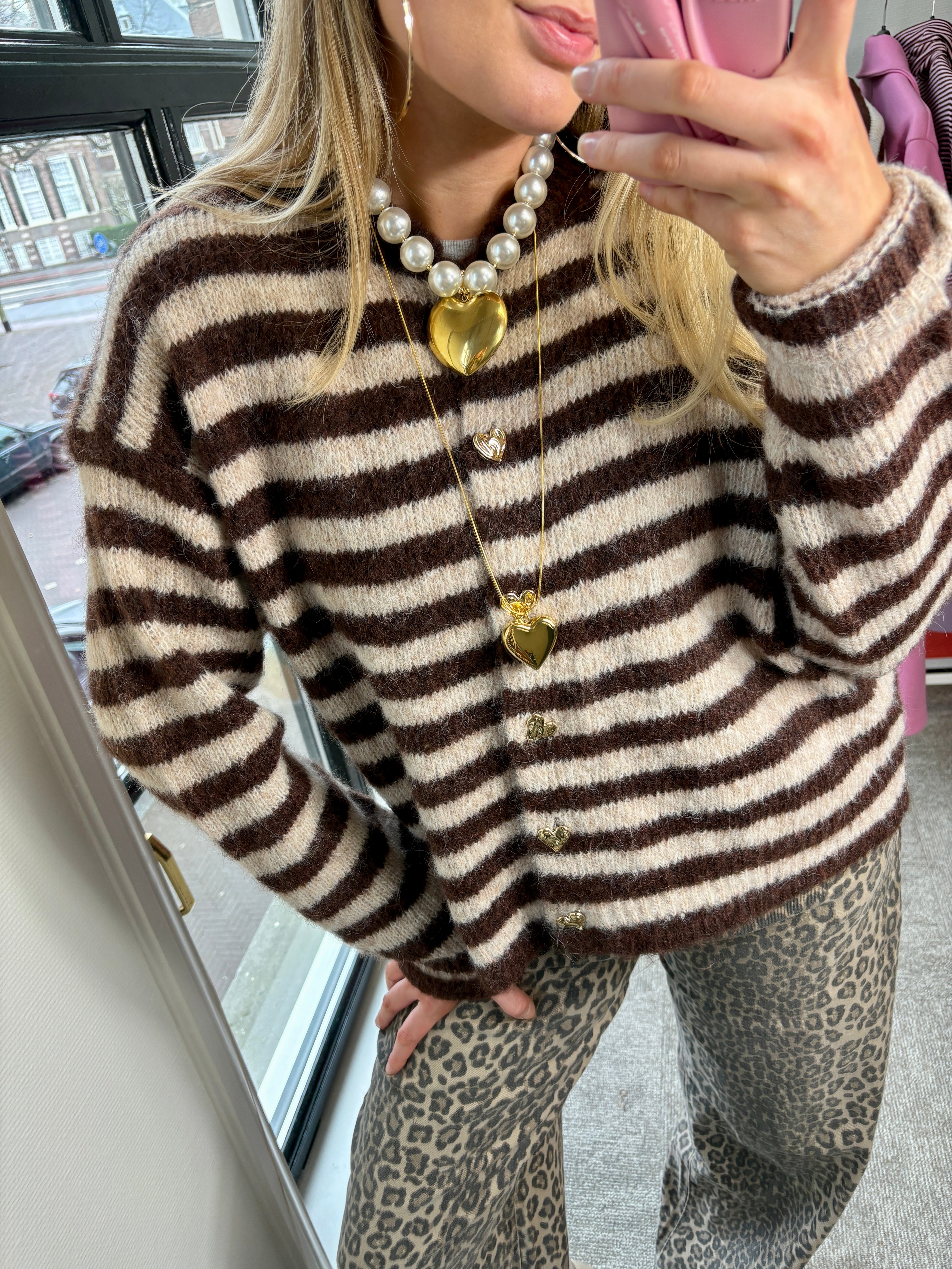 BO VESTJE HARTJES KNOPEN