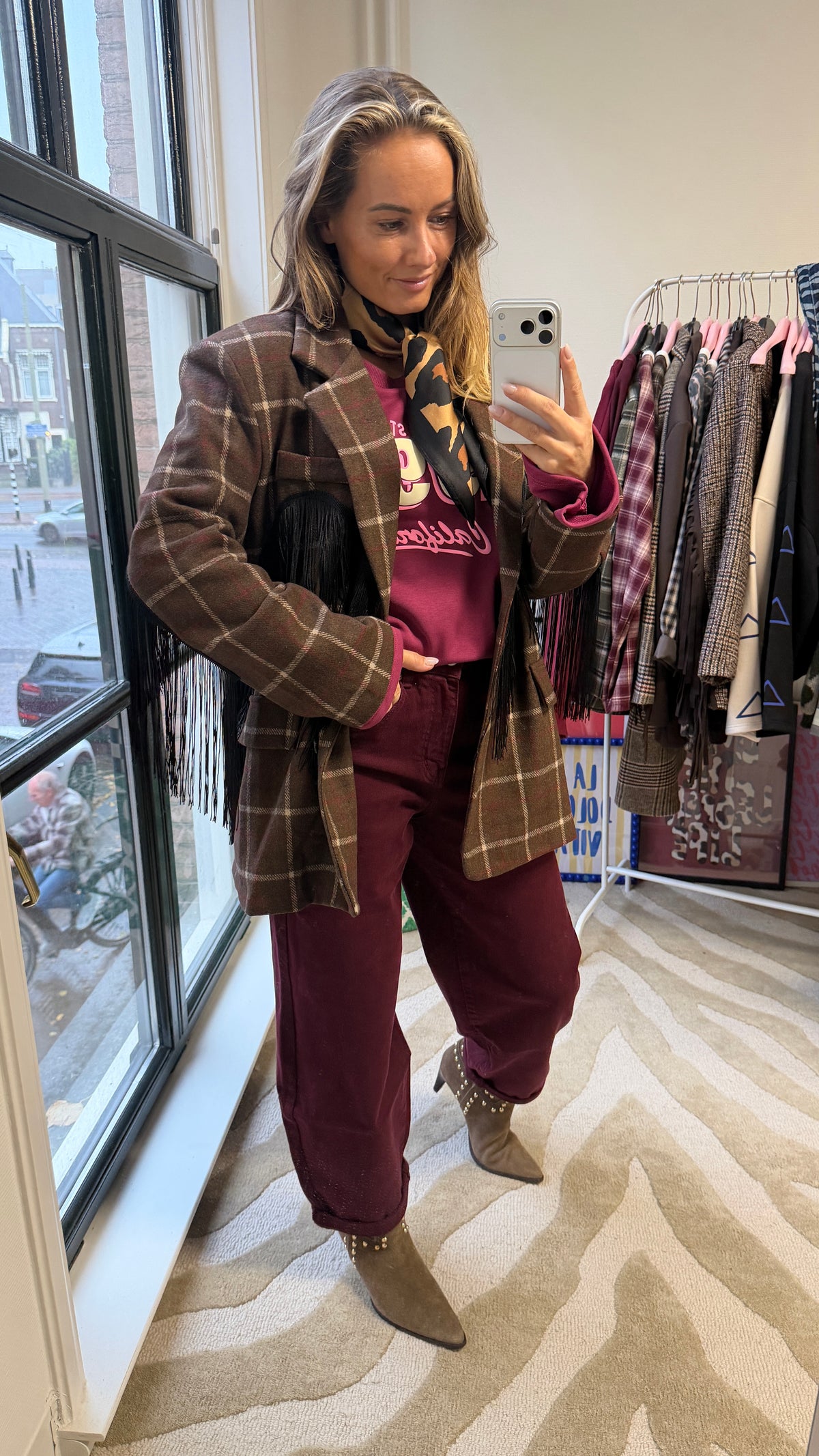 BRUIN GERUITE BLAZER MET FRANJES