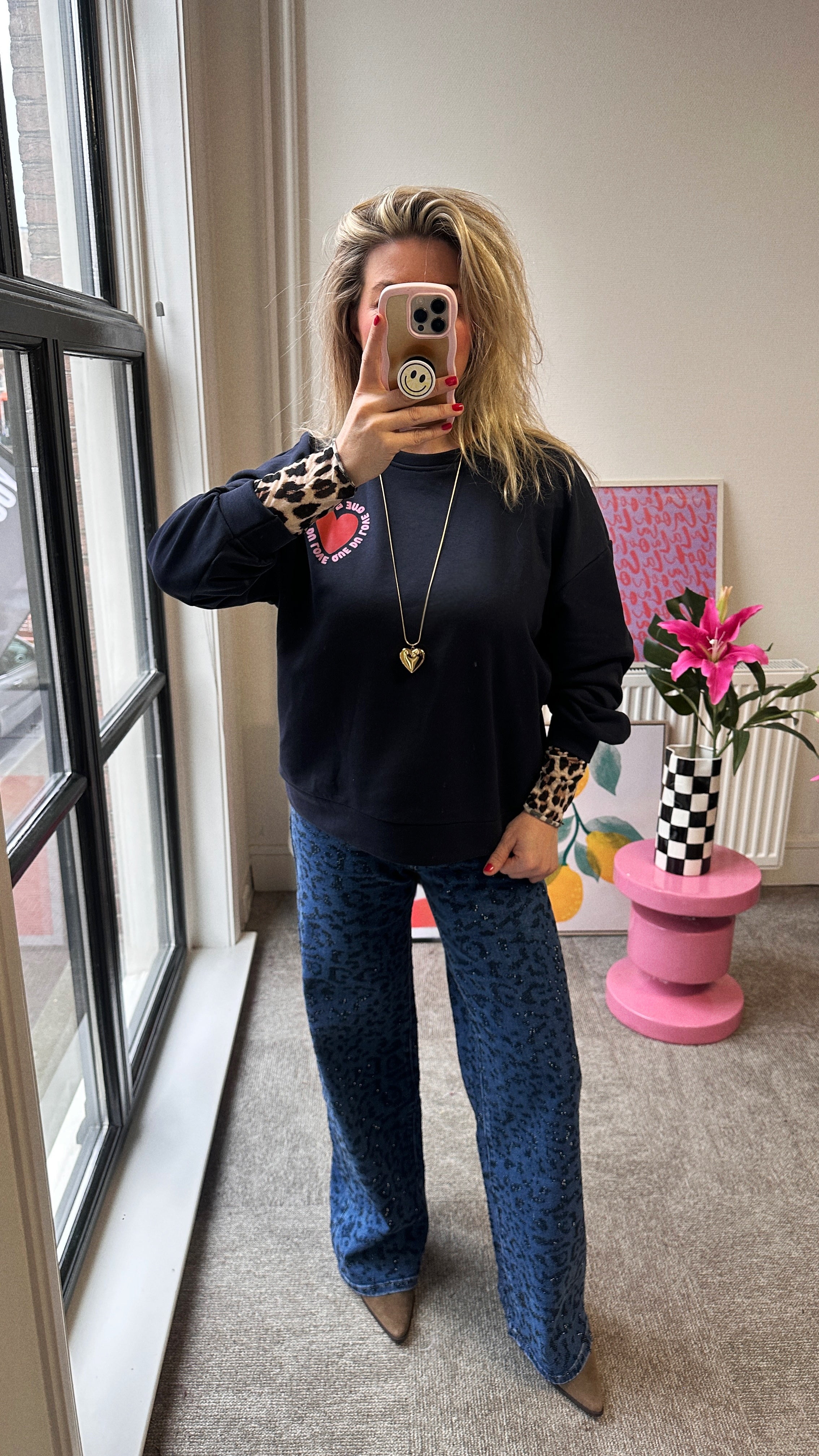 MAE MUSTHAVE SWEATER DONKERBLAUW