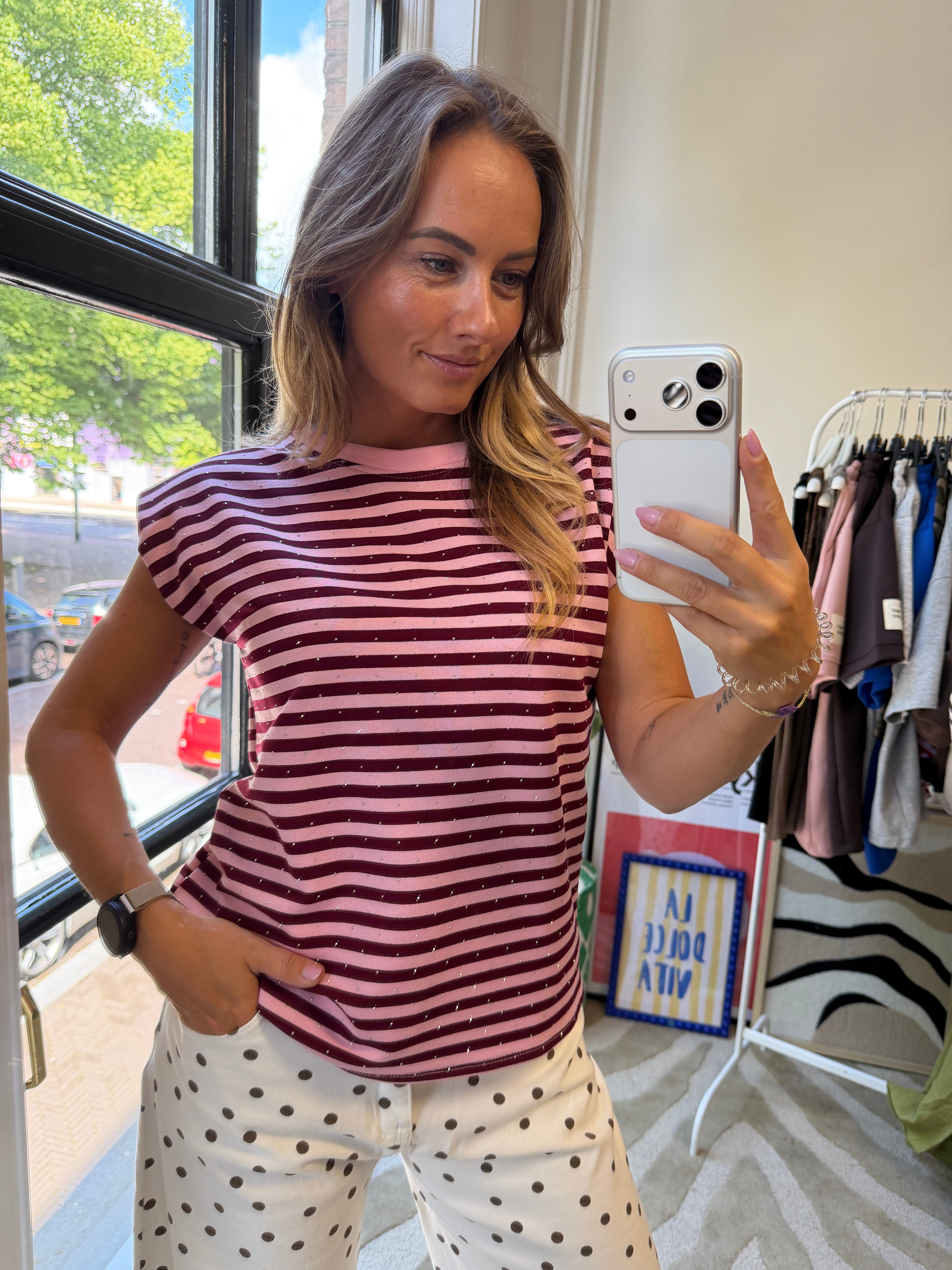 MOLLY SHOULDER STREEP TOP BURGUNDY ROZE MET GLITTER