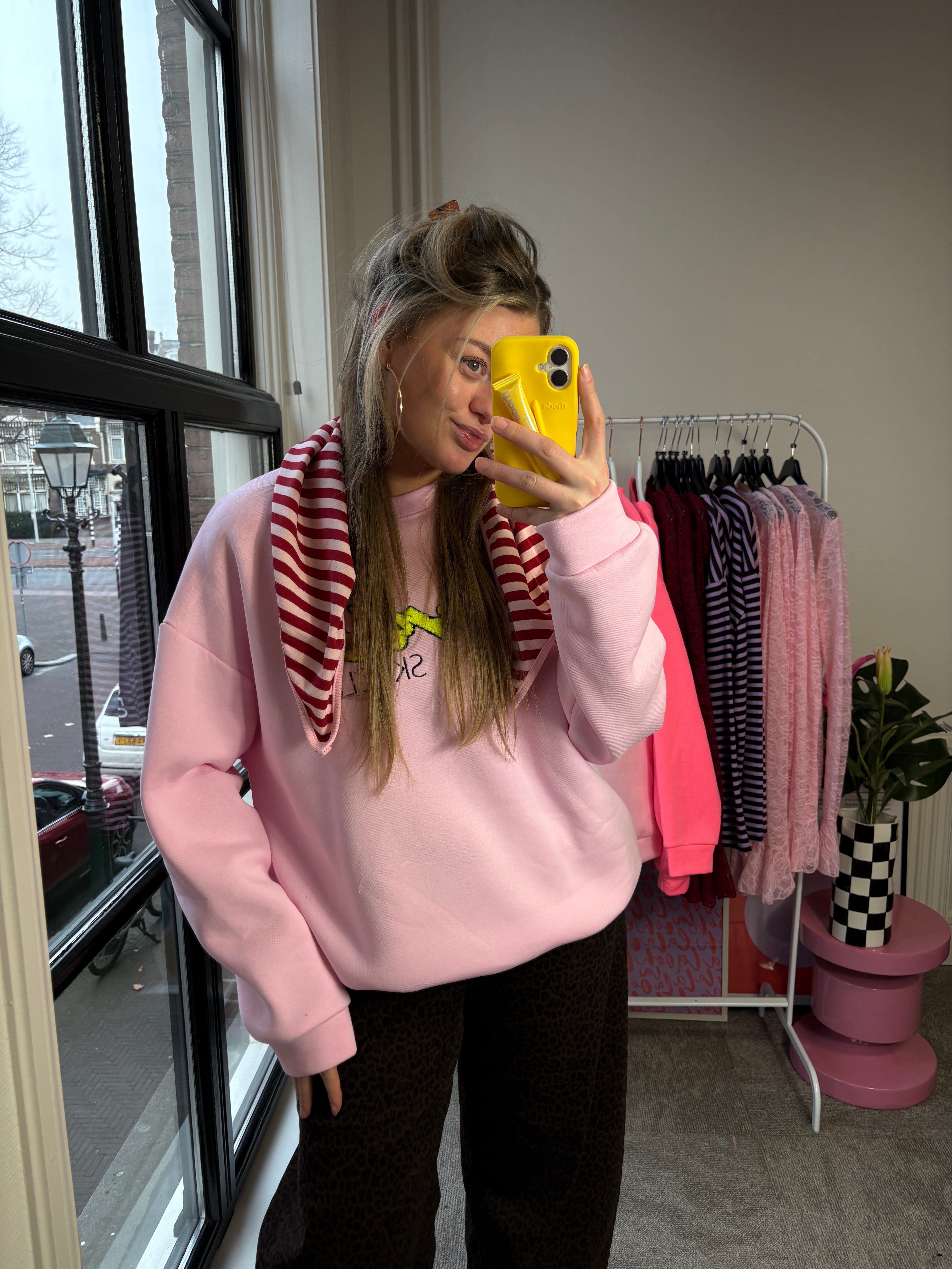 SJAALTJE MET STREPEN