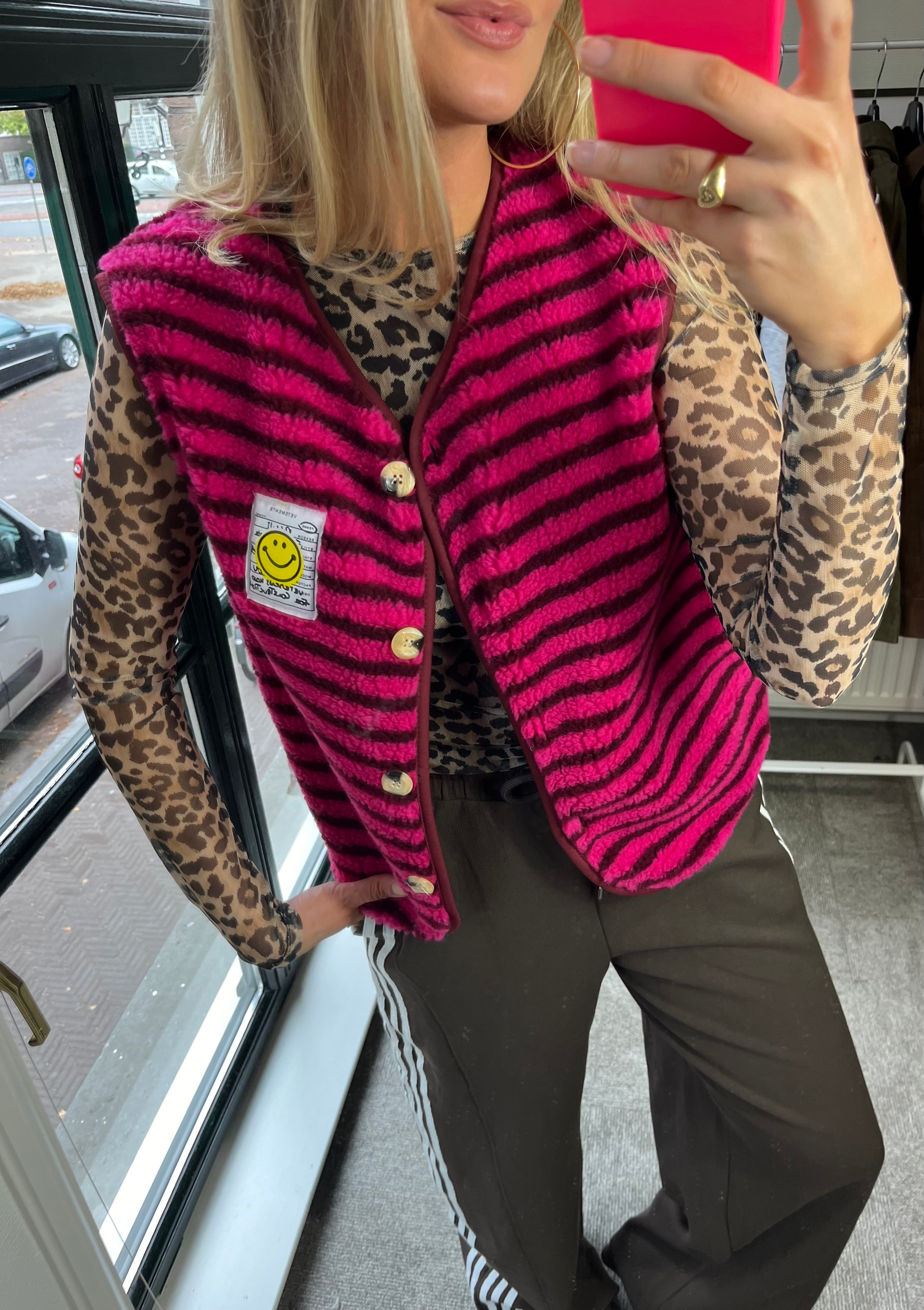 MUSTHAVE TEDDY GILET STREEP