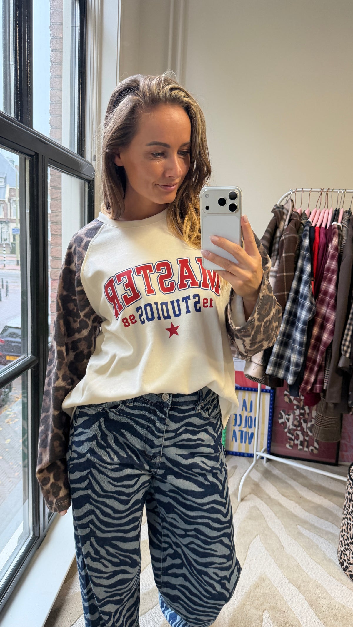 MAE LONGSLEEVE MET PANTERMOUWEN