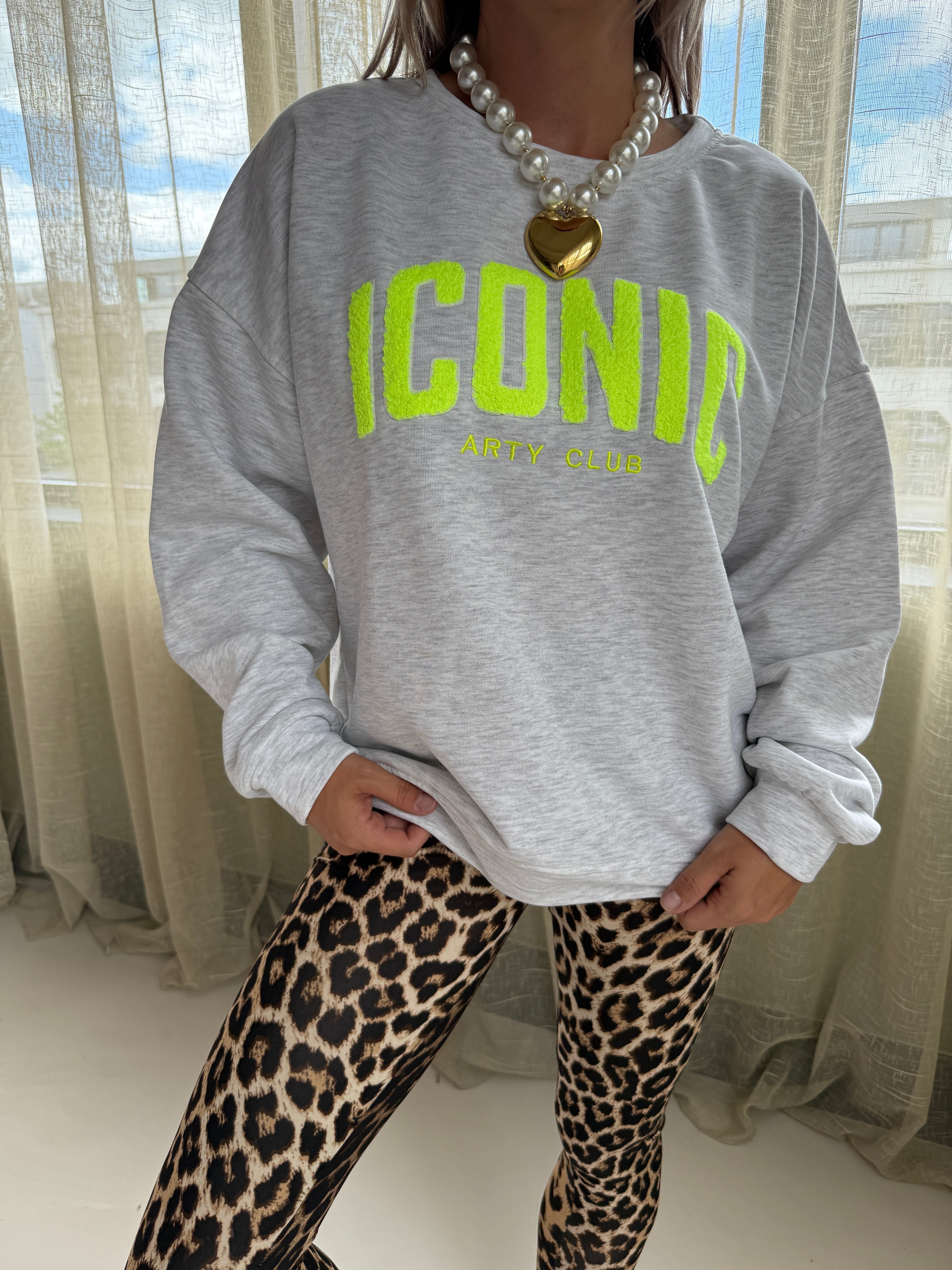 SWEATER GREY ICONIC