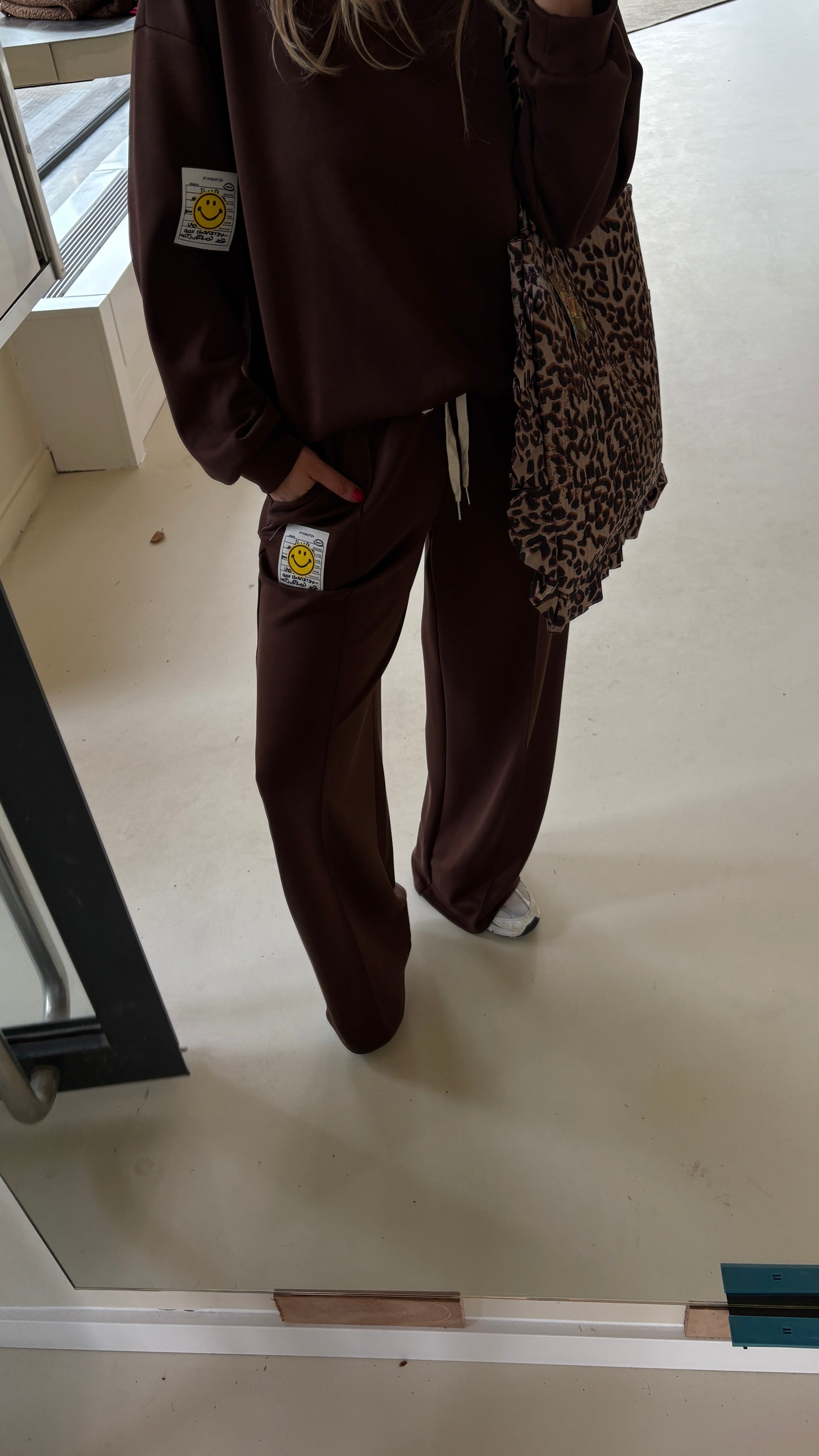 STEFFI SMILEY PAK BRUIN