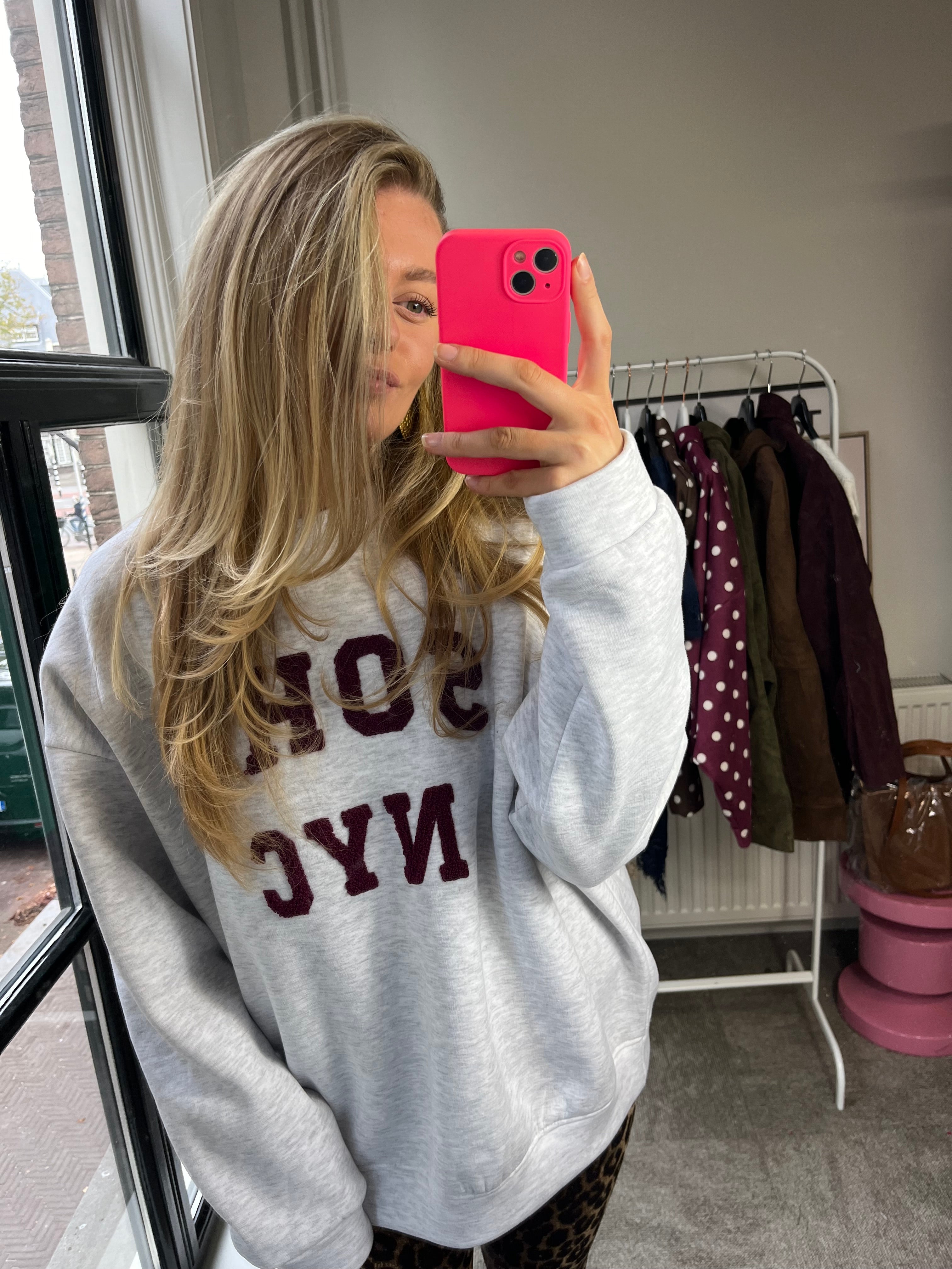 GRIJZE SWEATER