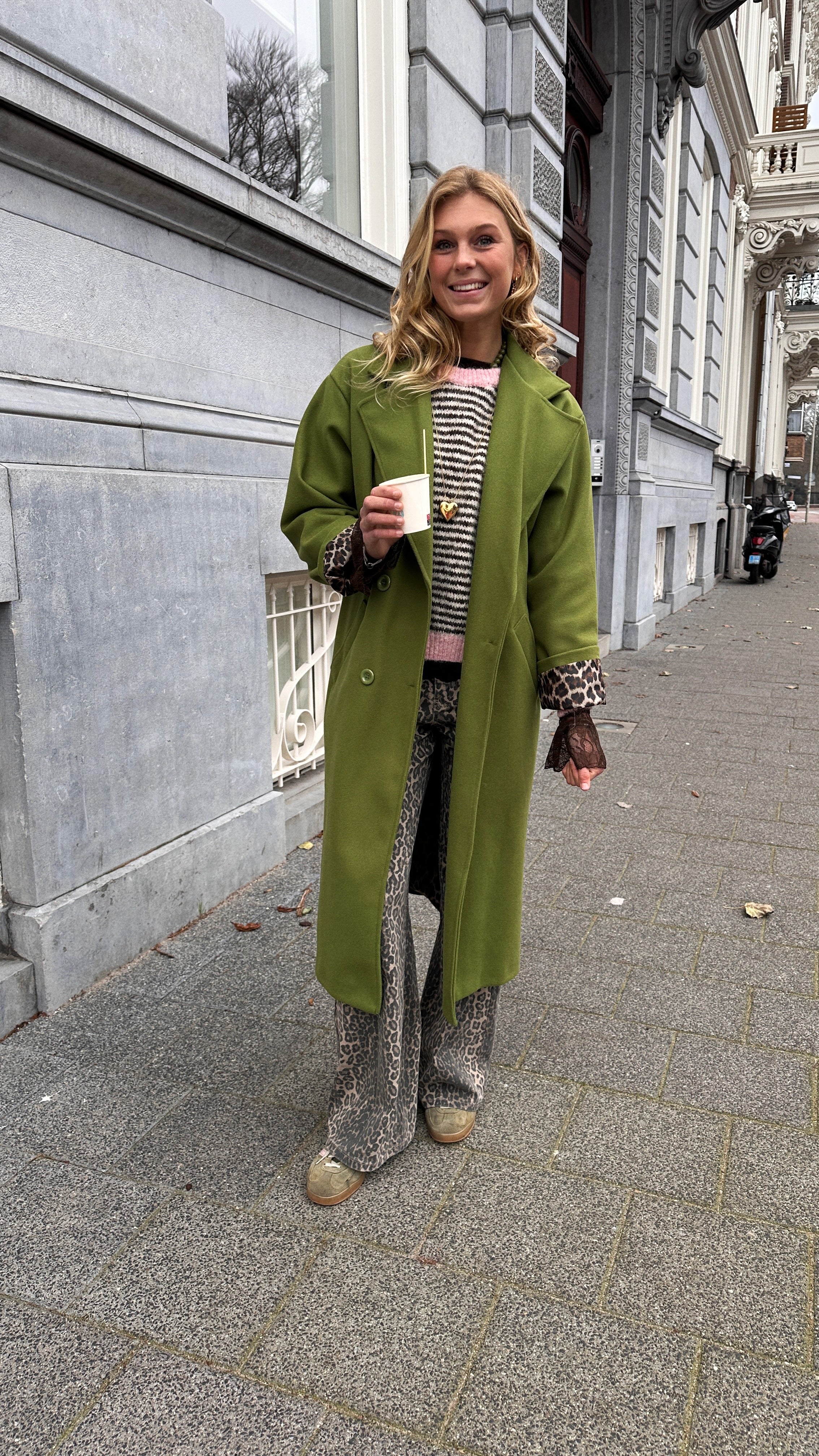 LIZZY MANTEL JAS GROEN MET PANTER