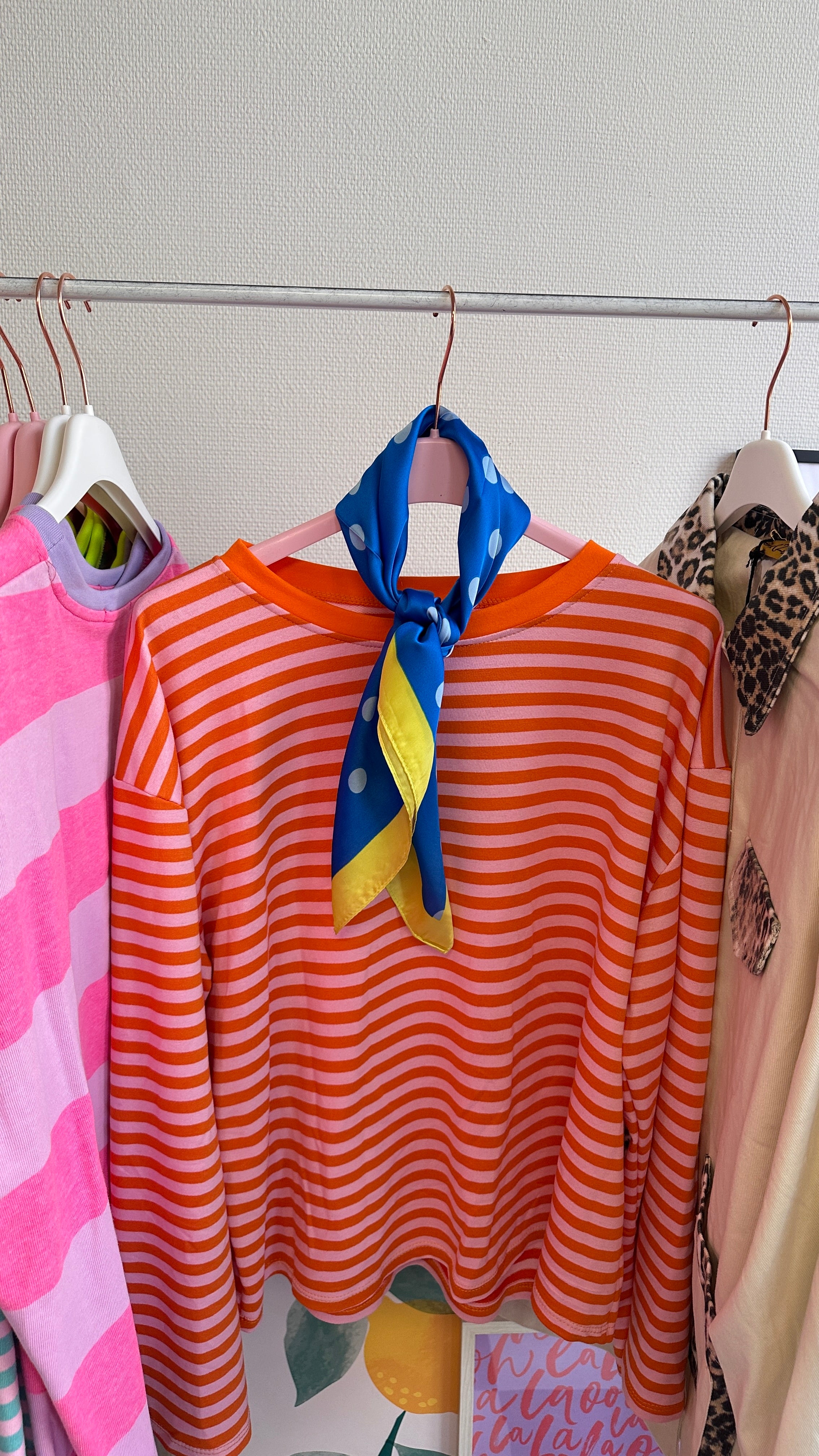 KIKI STREEPJES SHIRT ORANJE ROZE