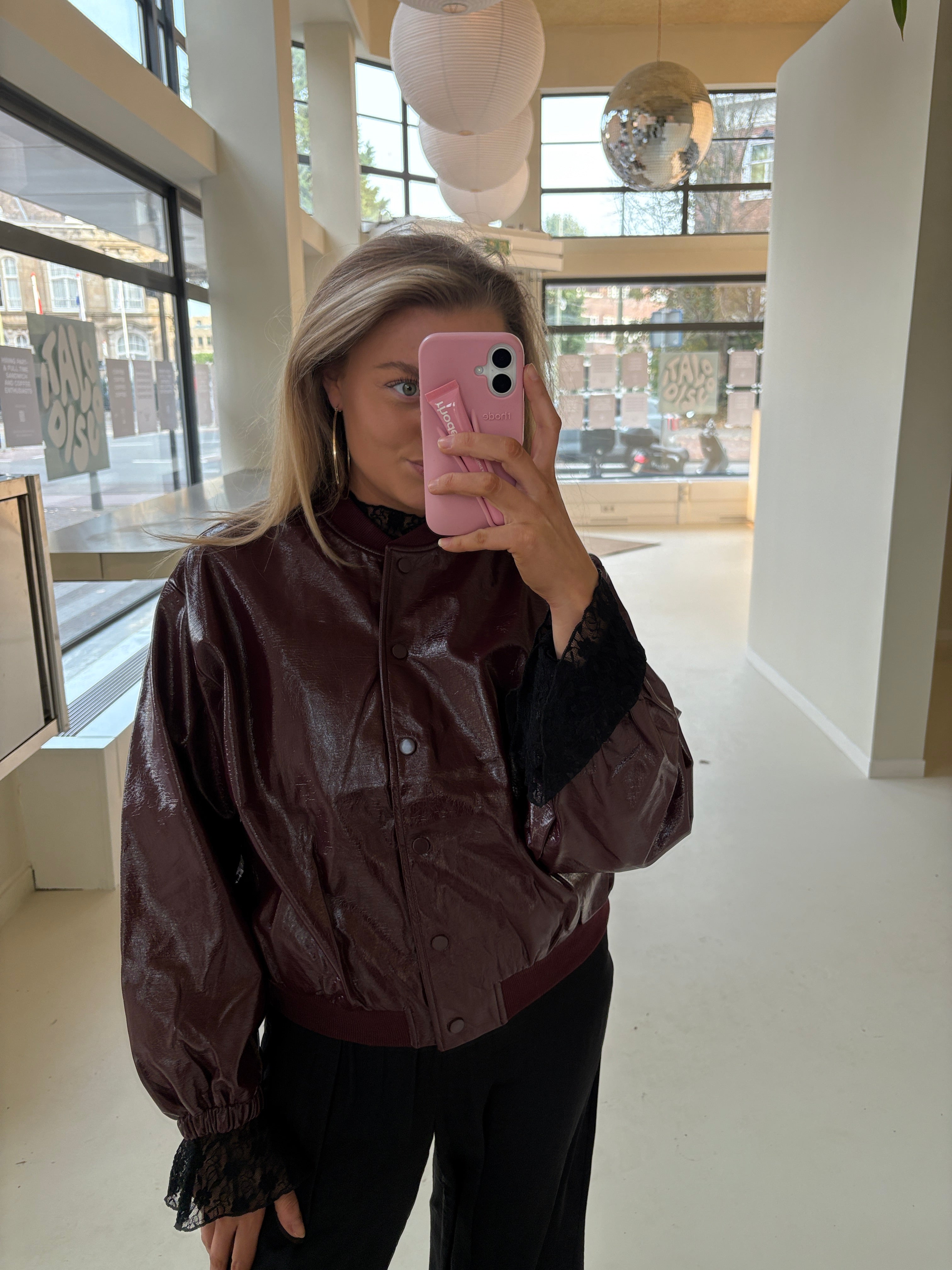 FEE JASJE | BURGUNDY