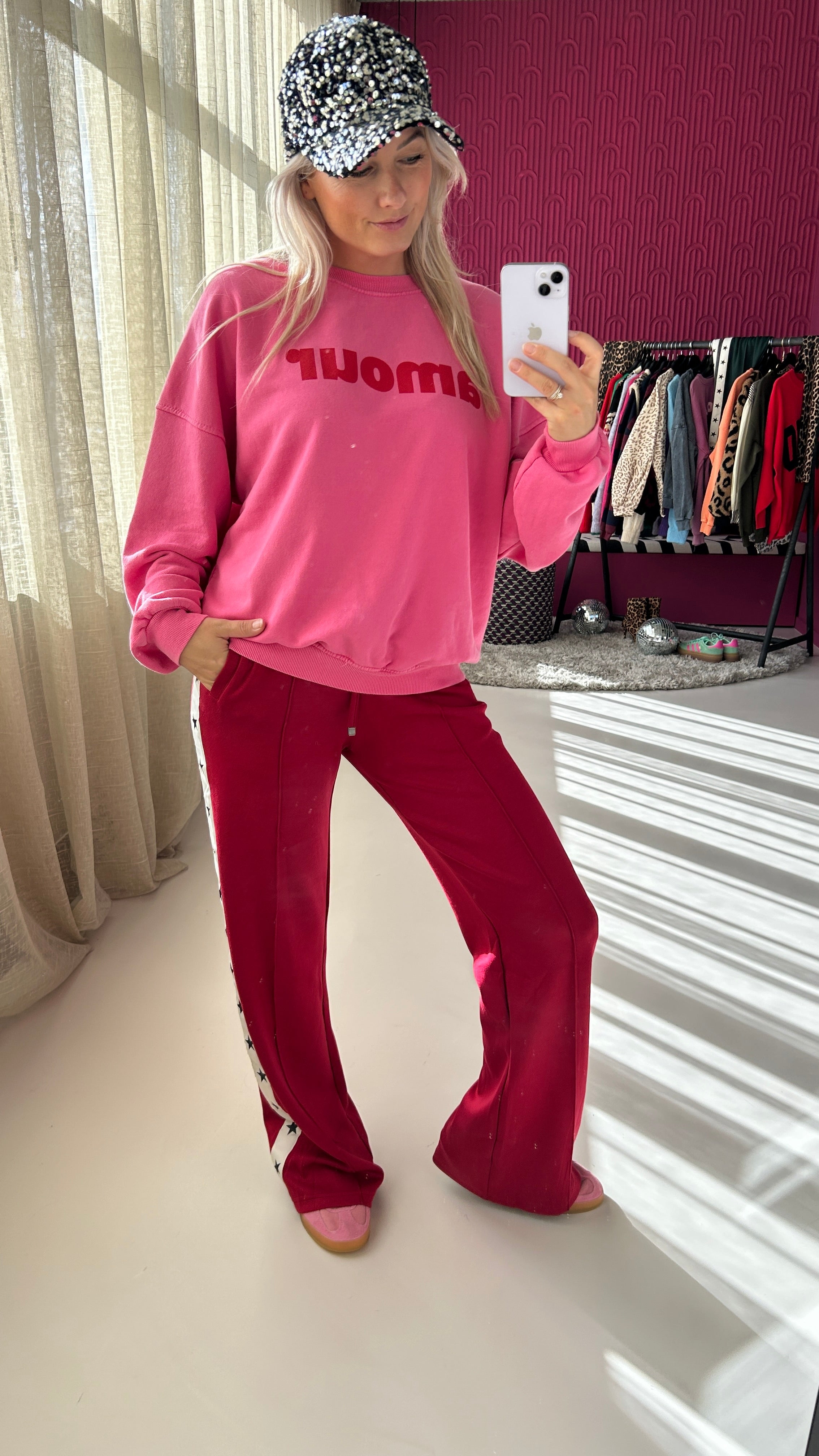 ROZE AMOUR SWEATER